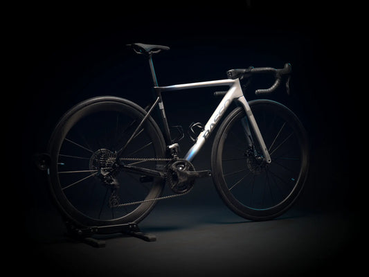 TWH Chronicles: Basso Diamante — The Opal White Fade