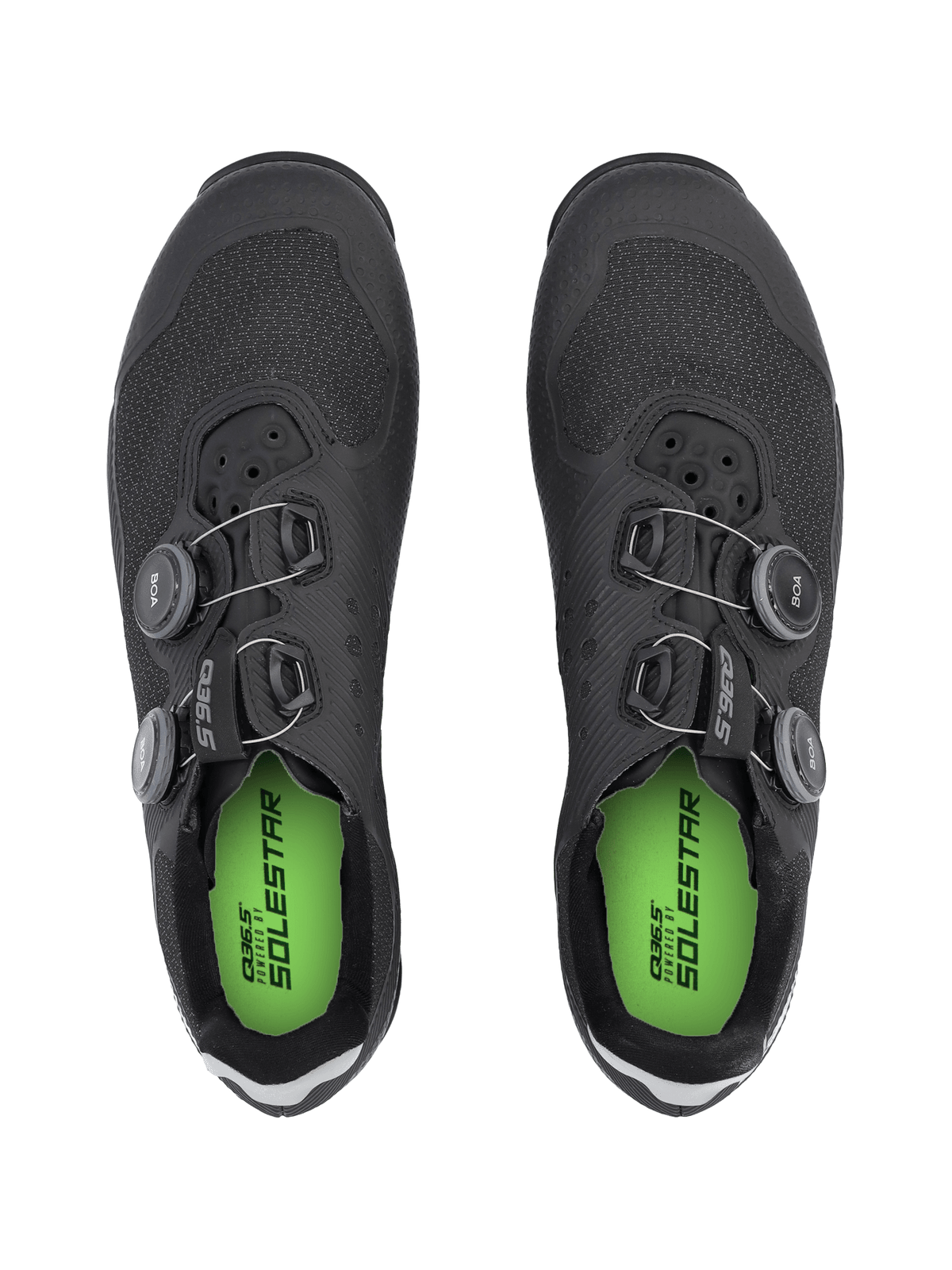 Q36.5 - GREGARIUS ADVENTURE SHOES